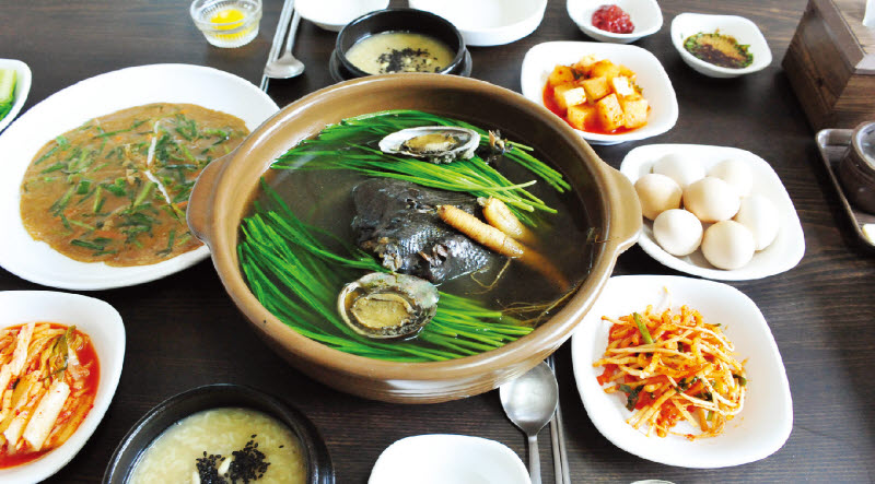 청평백봉오골계